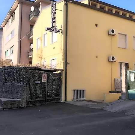 מלון Arcella